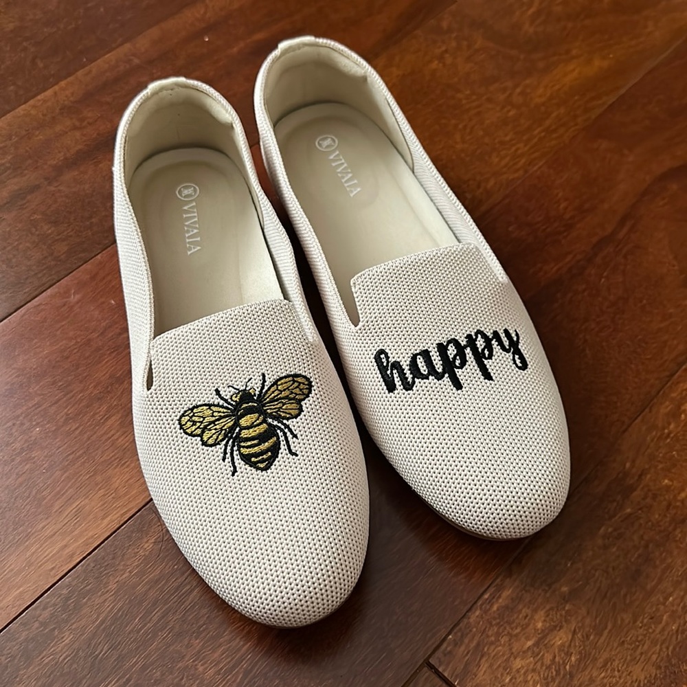 Vivaia Round-Toe Embroidered Loafers (Audrey) Bee Happy